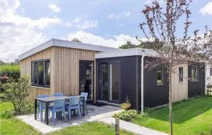 3 Bedroom Nice Home In Heinkenszand - Baarsdorp