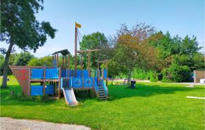 3 Bedroom Nice Home In Heinkenszand