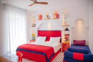 Double or Twin Room with Partial Sea View