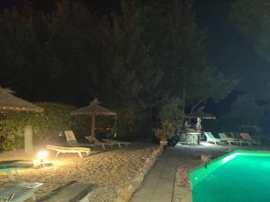 Maisons de vacances Gites Climatises Piscine Chauffee La Balancelle : photos des chambres