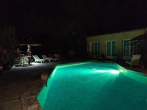 Maisons de vacances Gites Climatises Piscine Chauffee La Balancelle : photos des chambres