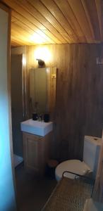 Chalets Charmante Roulotte atypique : Chalet 1 Chambre