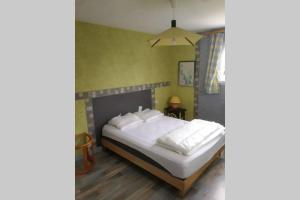 Maisons de vacances Agreable maison entre plage (900m) et foret (600m) : photos des chambres