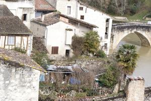 Maisons d'hotes In the heart of artists's house : photos des chambres