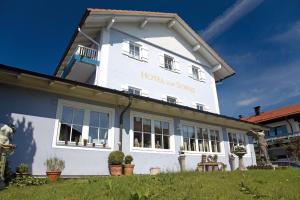 3 star hotel Hotel zur Sonne Rimsting Germania