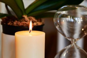 Luxurious, private, central, gas & solar powered