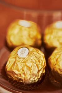 Luxurious, private, central, gas & solar powered