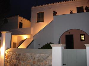 SORINA Beloved Rooms Spetses Greece