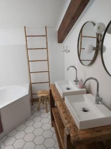 Maisons de vacances Charmante maison basque. Ideale famille & enfants : Maison 5 Chambres