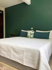 Luna de Jade Apartment