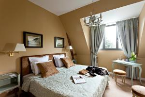 Hotels Hotel Chateau Tilques : photos des chambres