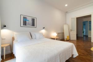 Mimi Carera Apartment & Room