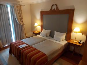 Twin Room with Land View (2 Adults + 1 Child) room in Estalagem do Vale