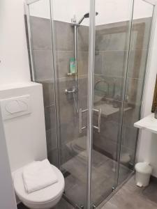 Elins rooms in center