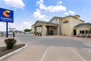 Comfort Inn & Suites Ponca City near Marland Mansion - Wakita