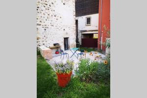 La Dilettante, petite maison rénovée, avec jardin