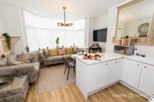 Le Chambre d Isabel by Grandeur Property - Wimborne Minster