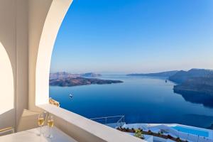 Alti Santorini Suites - Caldera View