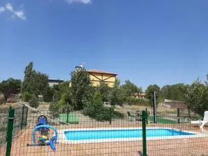 Hospederia La Serrota - Robledillo