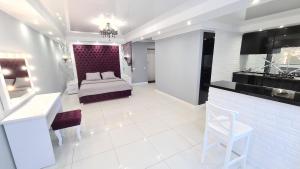 Apartaments on prospekt Mira 35 (the 95th kvartal, Ploshcha Horkoho)