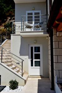 Apartment with view