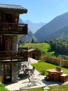 Chalets Chalet des Trappeurs Coeur Vanoise 16 persons : photos des chambres