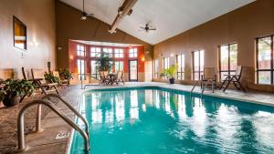 Best Western Plus Country Inn & Suites