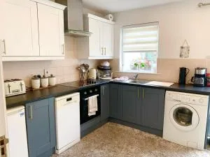 Three-Bedroom Home in Tulfarris Village, Wicklow - Ballymore Eustace