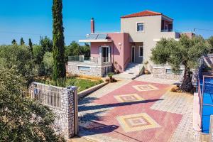 Cypress Village - Lux villa 5 from beach