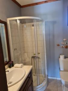 Gerakina beach cottage