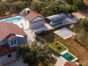 Villa Barbara - Olive Paradise, with chlorine-free pool