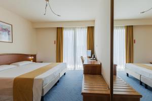 Classic Double or Twin Room room in Du Parc