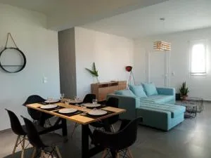 Seaside luxury apartment - 阿纳利普西