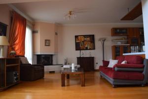 Seaside Villa Lagonisi