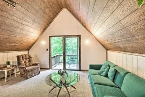 Charming Roan Mtn Cabin Across from Creek! - Hampton