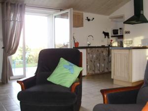 Maisons de vacances Gite Vaire, 3 pieces, 4 personnes - FR-1-426-431 : photos des chambres