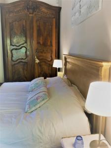 B&B / Chambres d'hotes la maison des Olivettes : Chambre Double - Vue sur Jardin