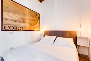 Two-Bedroom Apartment room in LIVING COLOSSEUM