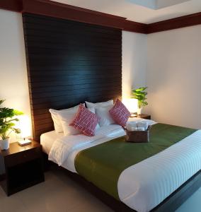 Aromdee at Naithon Beach