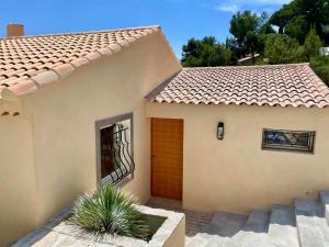 Appartements Appartement confortable a Hyeres avec piscine privee : photos des chambres