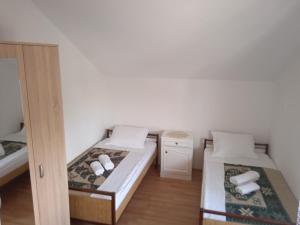Twin Room room in Hostel Vera - Airport Podgorica
