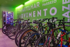 360 VN Capote Valente by Housi