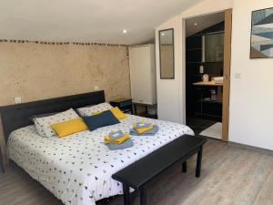 B&B / Chambres d'hotes La Basse Monniere : photos des chambres