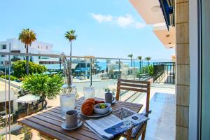 Phaedrus Living Seaside Luxury Flat Athina 21