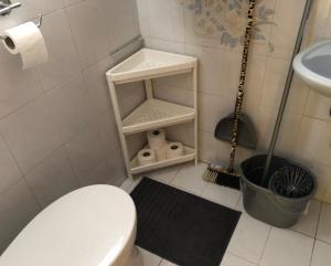 APARTMAN 4.