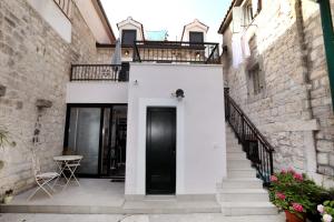 Studio apartman Mihaella