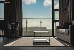 Deluxe King Studio room in Black Beach Suites