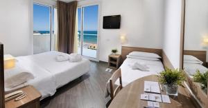 Superior Double or Twin Room with Terrace room in Hotel Atlantic