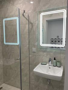 Arkadiya Sky Jakuzi & MP 24