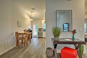 Pet-Friendly Palakta Duplex with Patio and Yard!